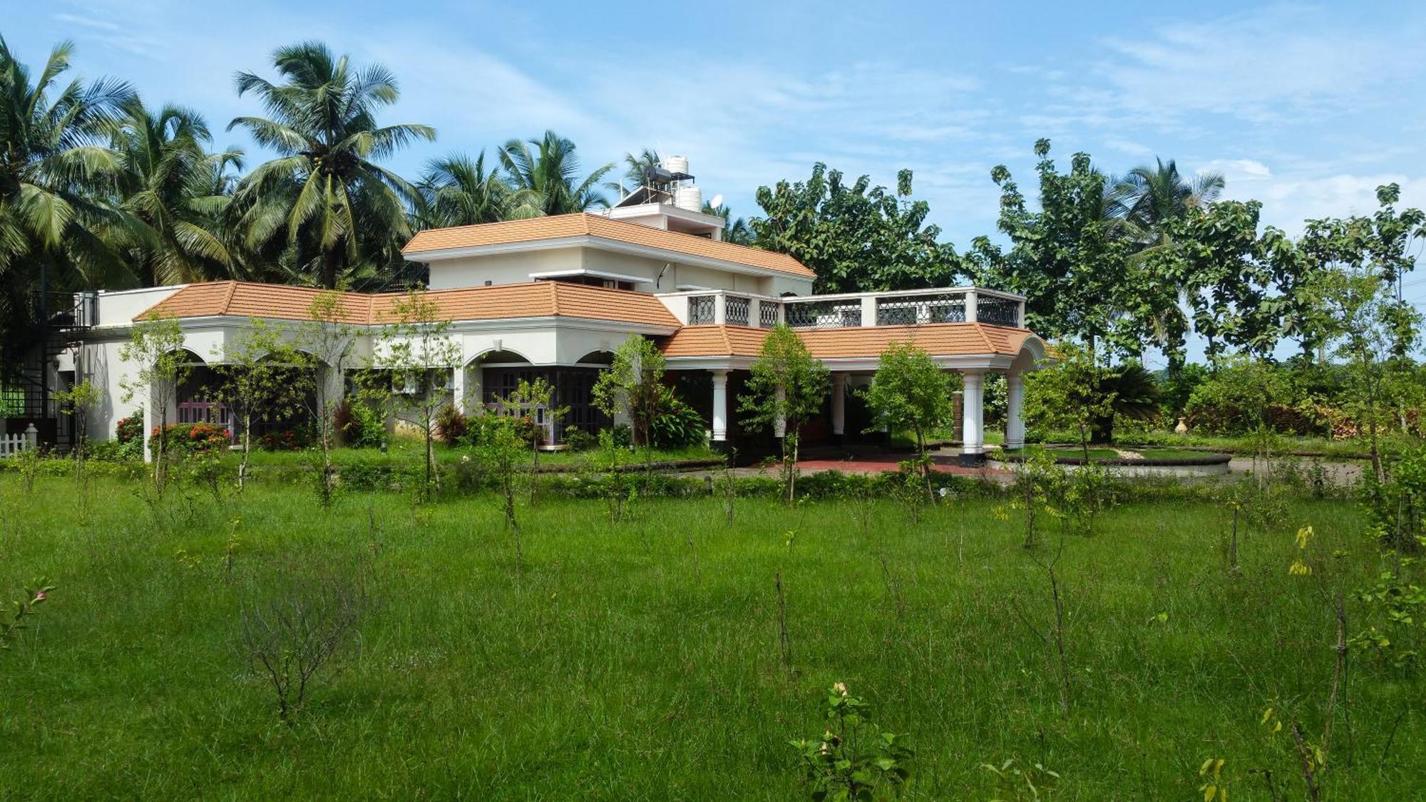 River View Mangalore Buitenkant foto